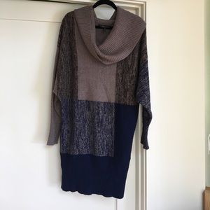 BCBGMaxArzia Beautiful cozy sweater dress